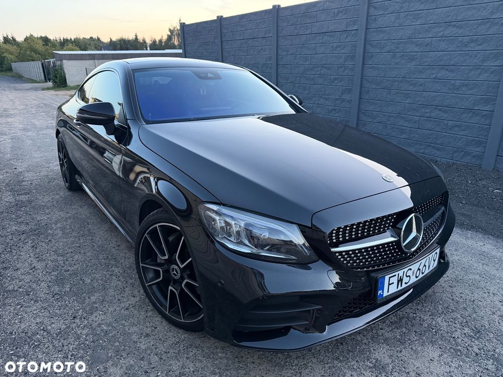 Mercedes-Benz Klasa C 220 d 4Matic 9G-TRONIC AMG Line Plus - 4