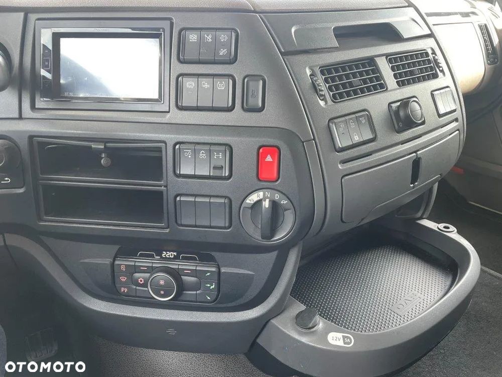 DAF XF 480 FAR 6x2 LOW DECK (MEGA) - 17