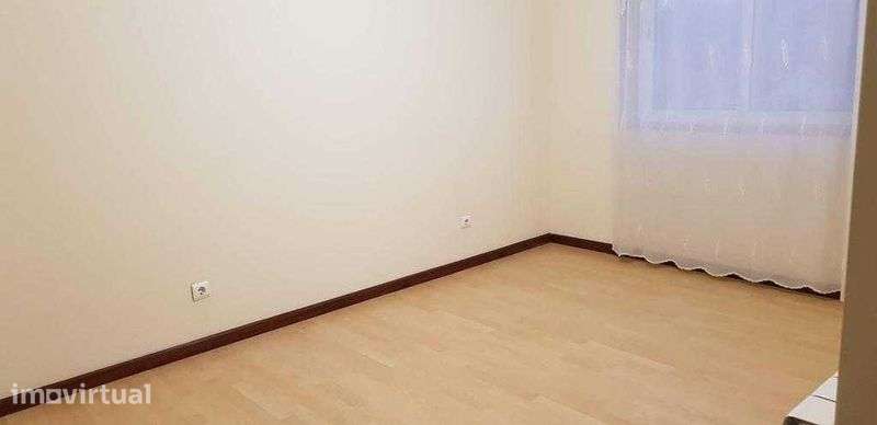 T2 arrendamento Ermesinde com lugar de garagem - Grande imagem: 5/9