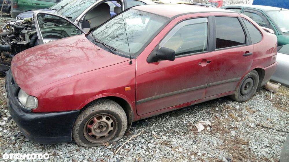 Części Seat Cordoba Ibiza 1.6  8V 4 - drzwi 94-99r. - 3