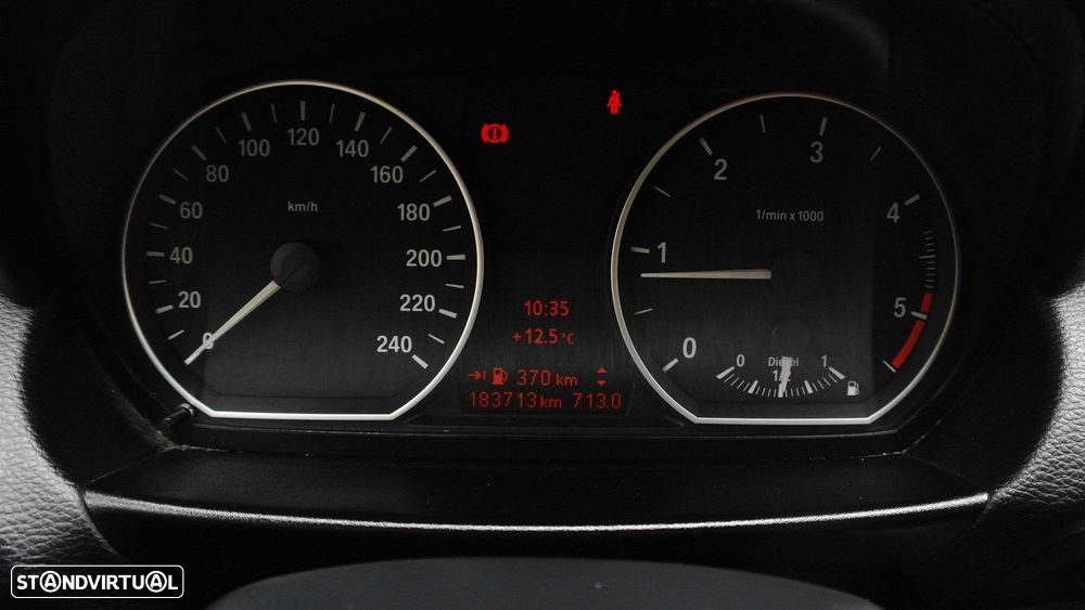 BMW 118 d Coupe - 32