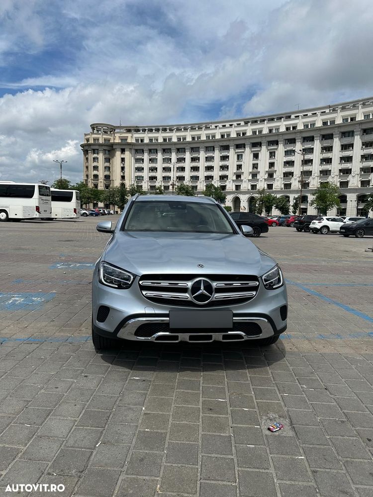 Mercedes-Benz GLC - 23