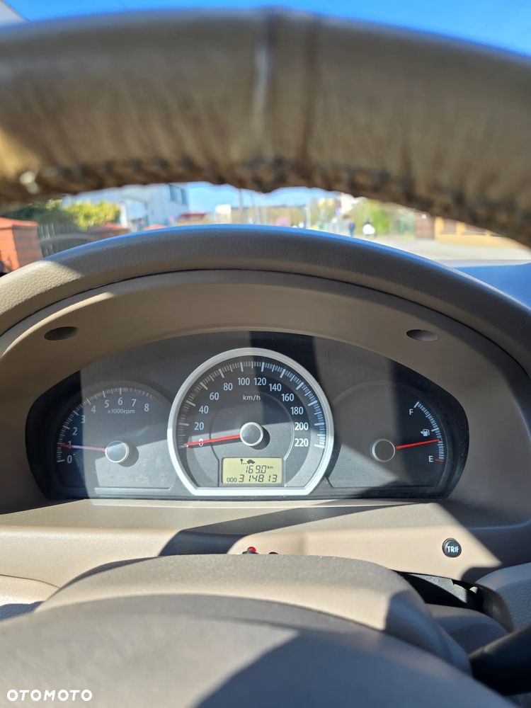 Kia Sportage 2.0 Tour 2WD - 19