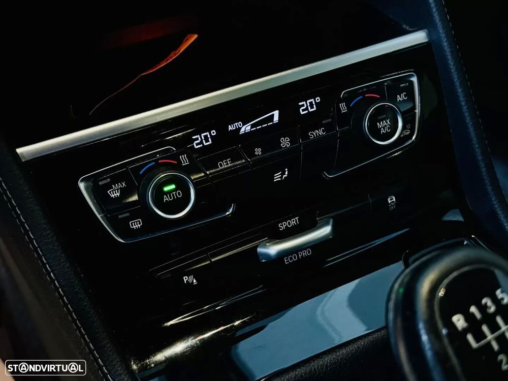 BMW 216 Active Tourer d Line Sport - 39