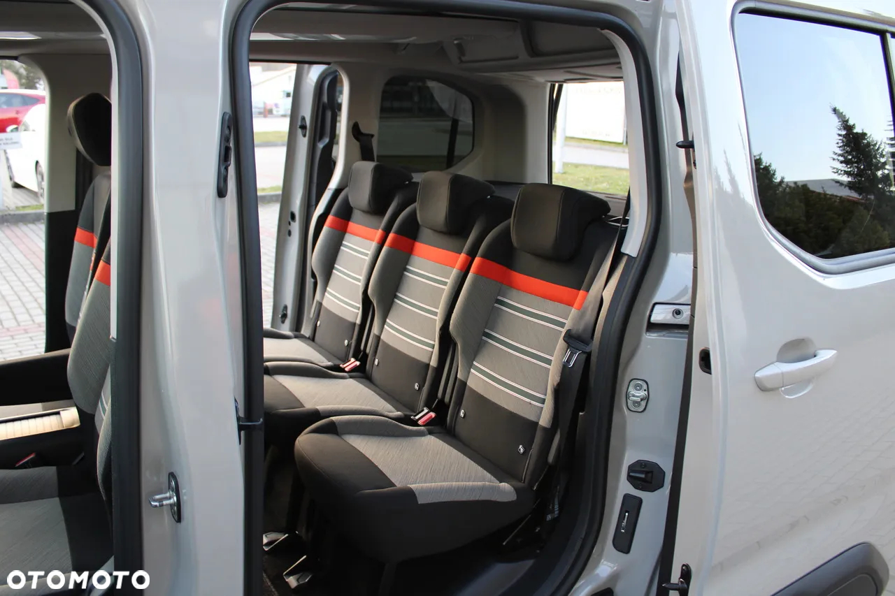 Citroën Berlingo M PureTech 130 EAT8 SHINE - 24