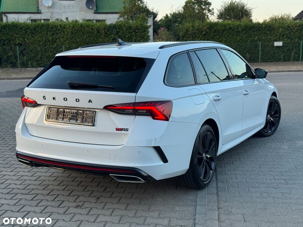 Skoda Octavia 2.0 TDI DSG RS - 14