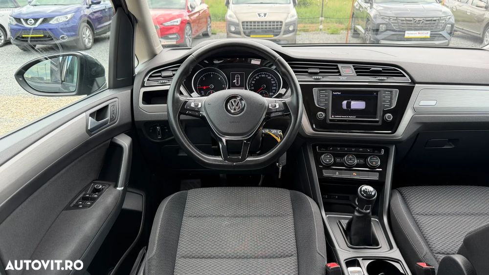 Volkswagen Touran 2.0 TDI Highline - 7