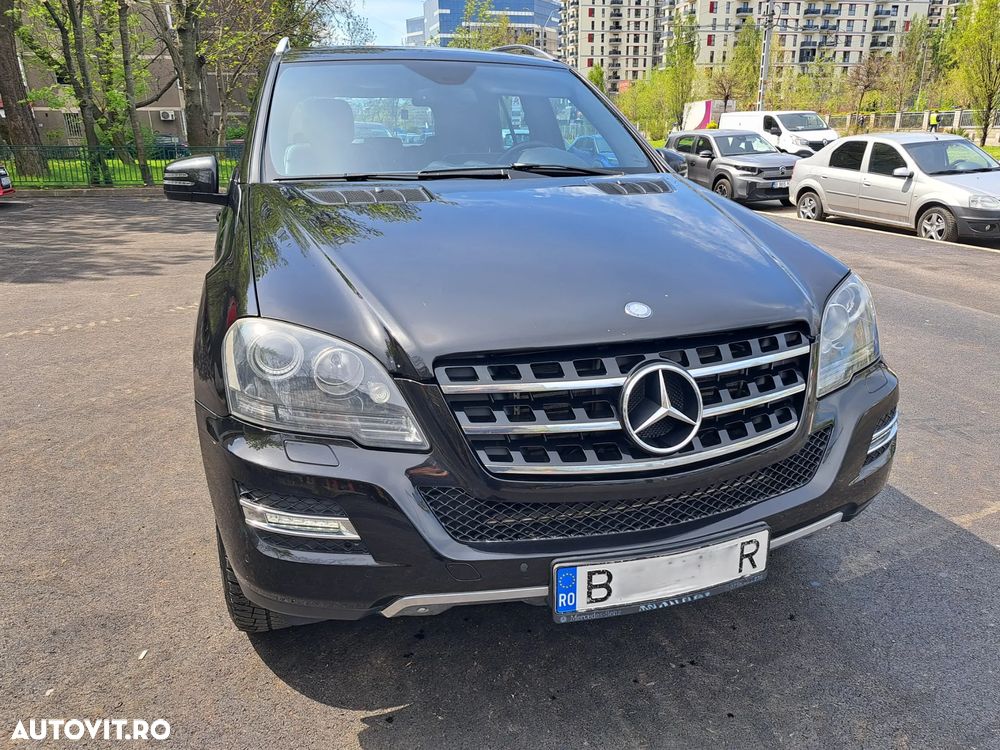Mercedes-Benz ML - 12