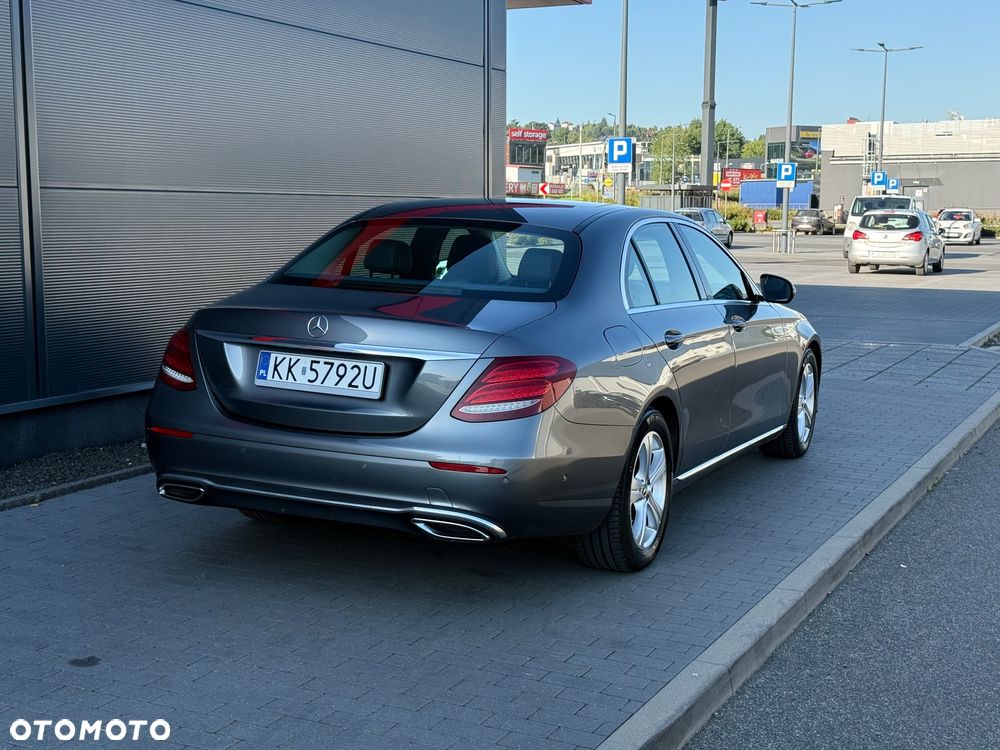 Mercedes-Benz Klasa E - 6