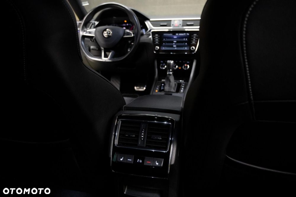 Skoda Superb 2.0 TSI 4x4 Sportline DSG - 33