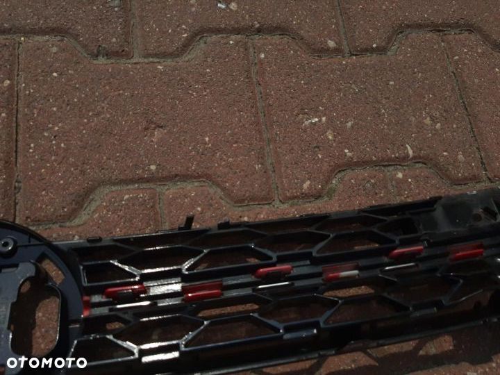 Atrapa GRILL VW POLO GTI 2G0 - 3