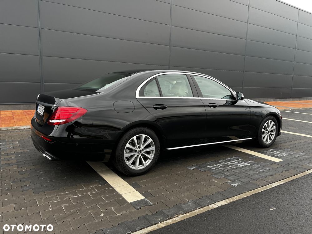 Mercedes-Benz Klasa E 200 d Business Edition 9G-TRONIC - 9