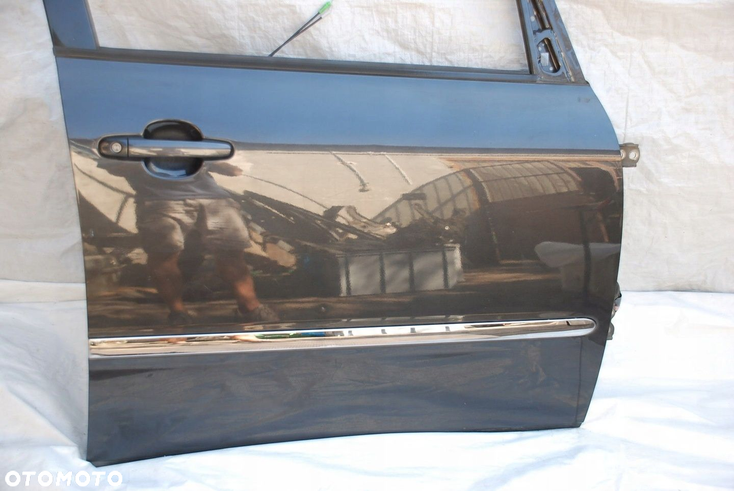 AVENSIS VERSO 01-07 DRZWI PRZEDNIE PRAWE 1E2 - 3