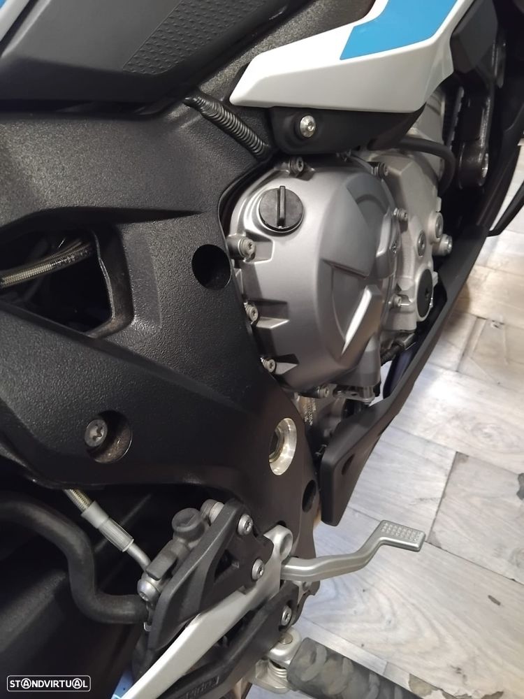 BMW M 1000 XR M - 32