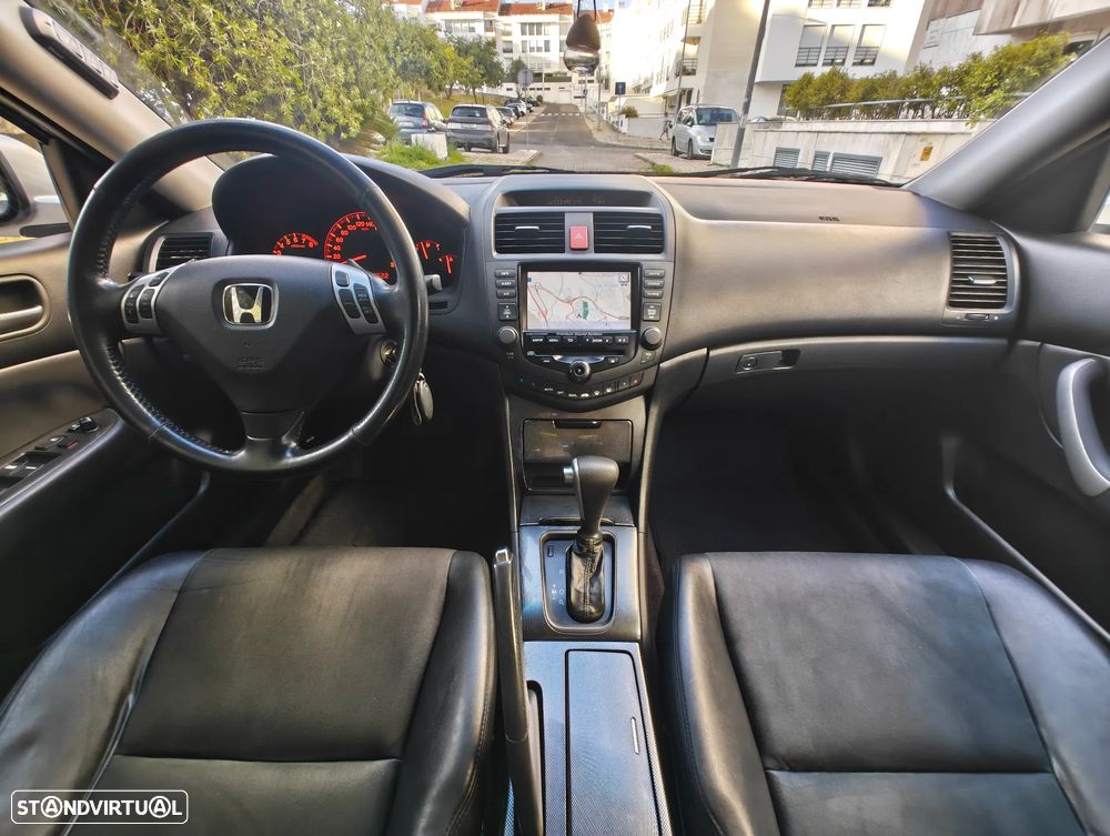 Honda Accord 2.0 Sport W.Navi Auto - 17