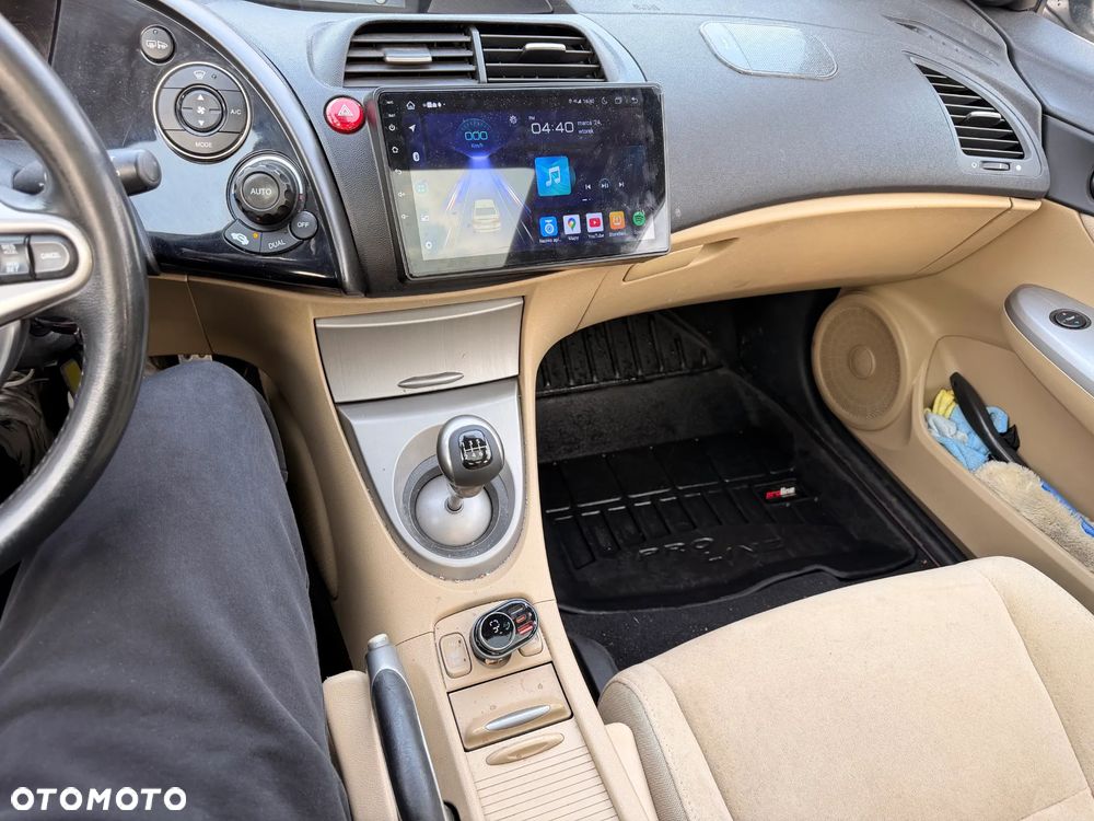 Honda Civic 1.8 Executive - 8