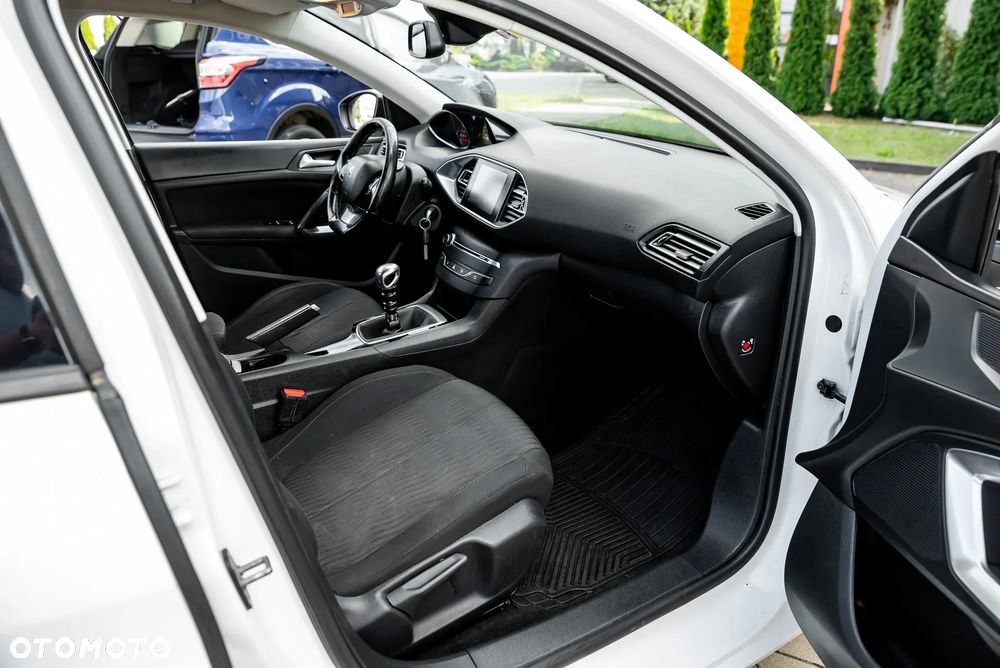 Peugeot 308 PureTech 130 Stop & Start Winter Edition - 18