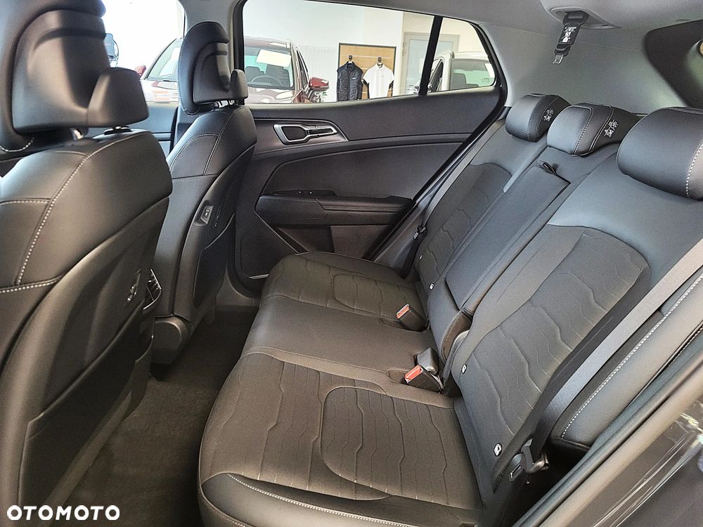 Kia Sportage - 16