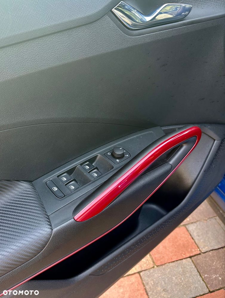 Skoda Fabia 1.0 TSI Monte Carlo - 16