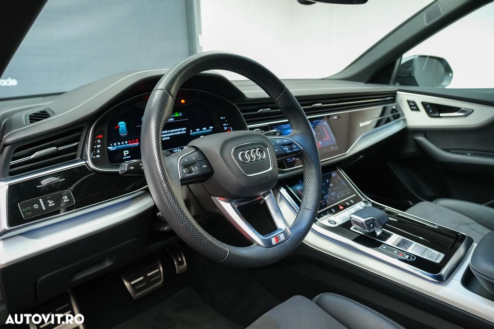 Audi Q8 55 TFSI quattro Tiptronic MHEV - 23