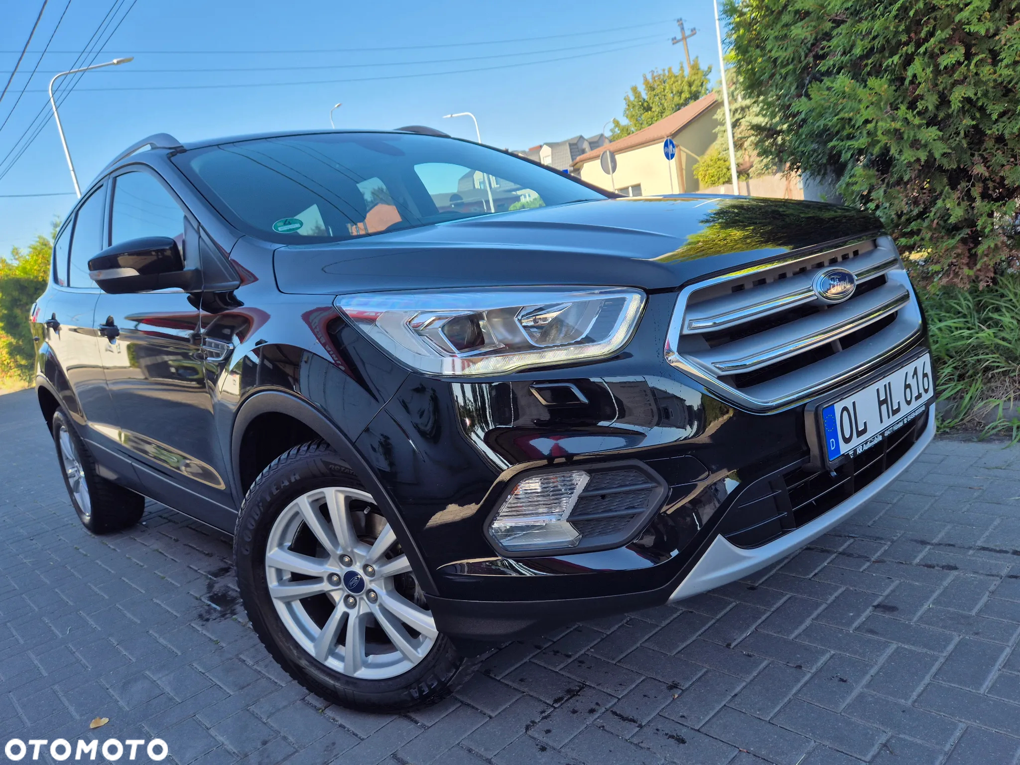 Ford Kuga - 18