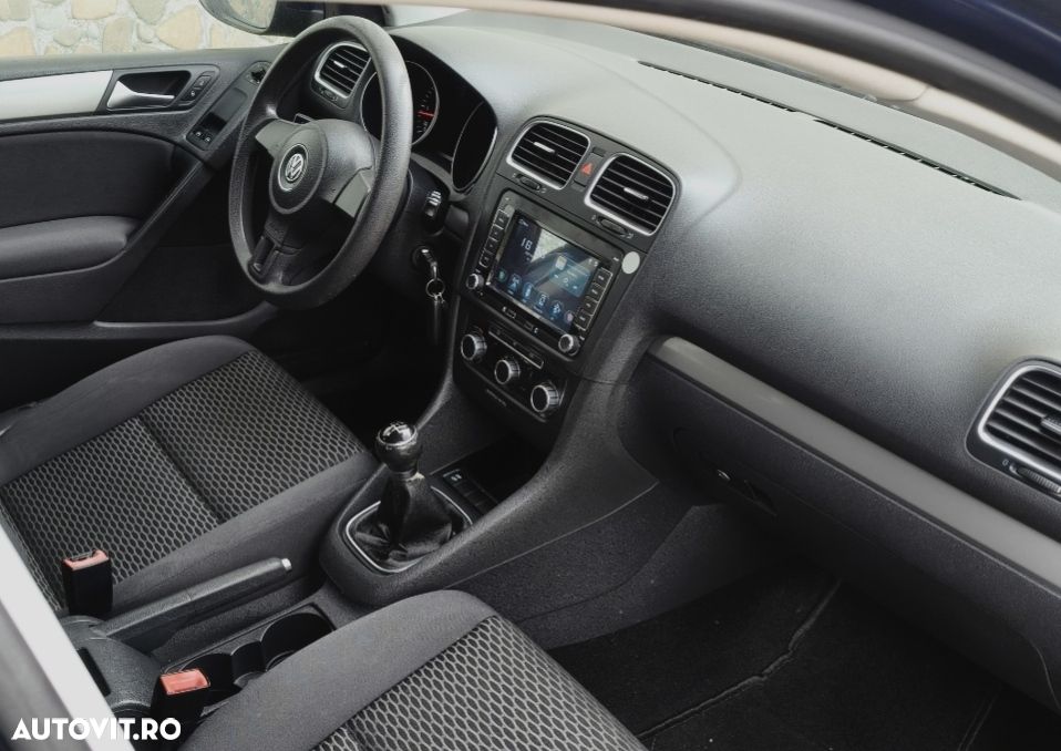 Volkswagen Golf 1.6 TDI DPF BMT Comfortline - 10