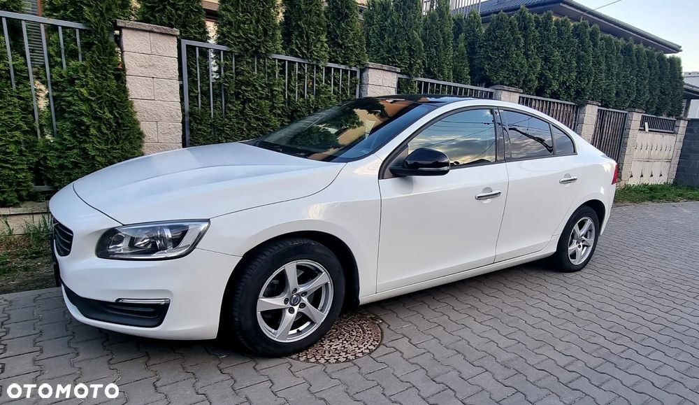 Volvo S60 D2 - 11