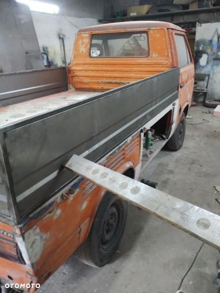 Volkswagen Transporter - 3