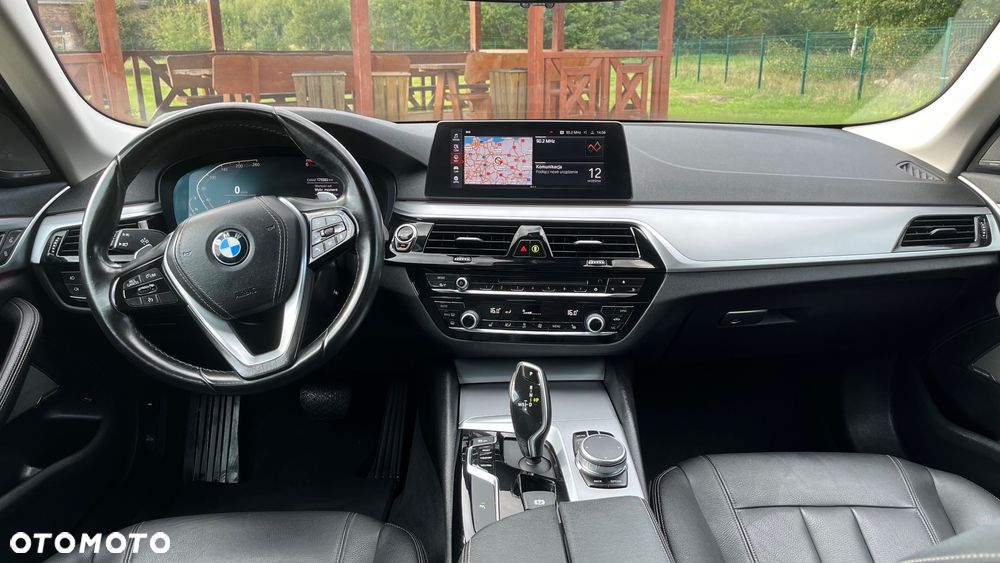 BMW Seria 5 520d Efficient Dynamics Edition Luxury Line - 14