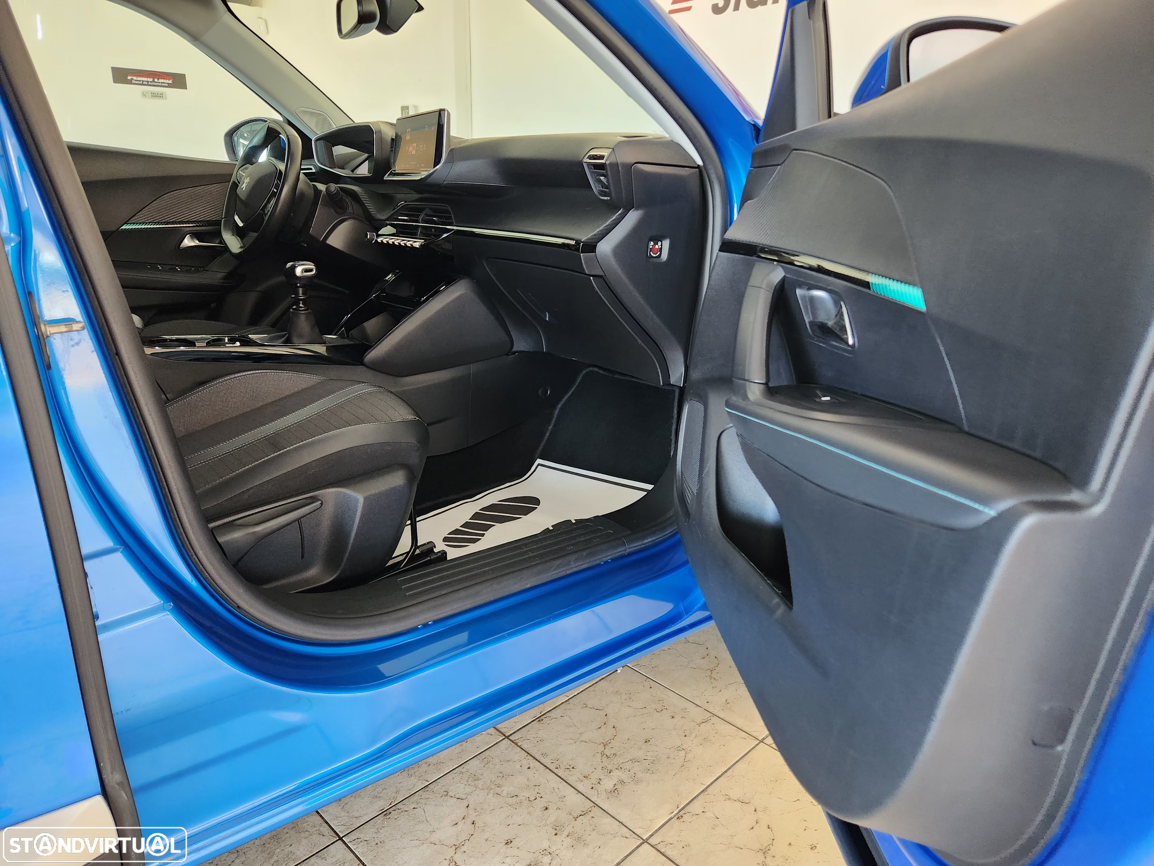 Peugeot 2008 1.5 BlueHDi Allure - 45
