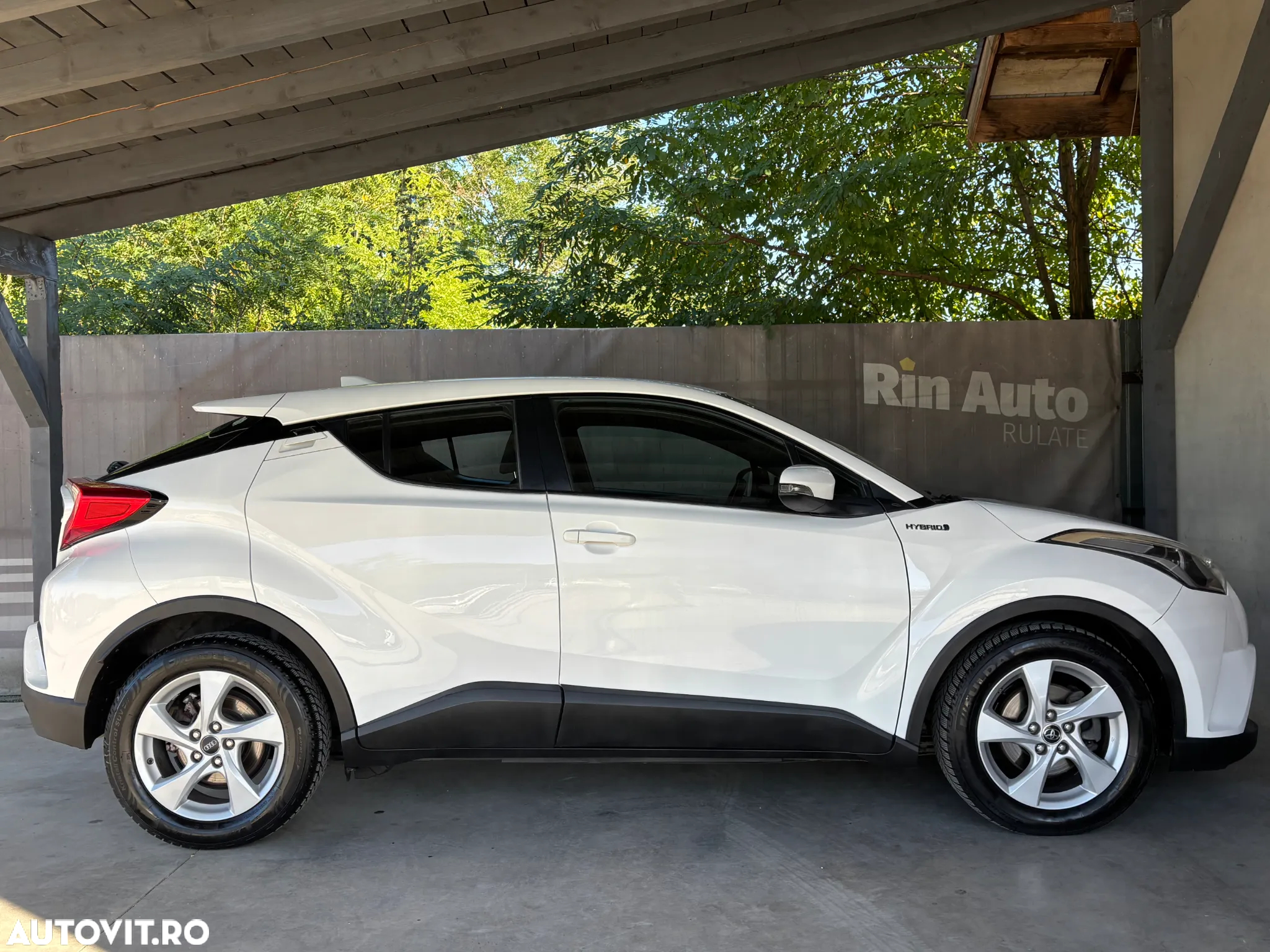 Toyota C-HR Hybrid Business-Edition - 10