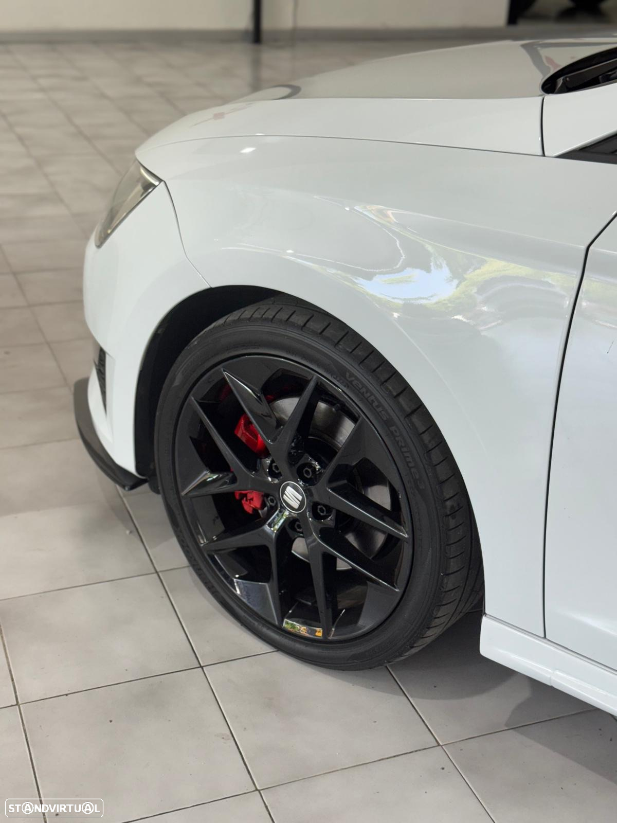 SEAT Leon 2.0 TDI DPF DSG FR - 7