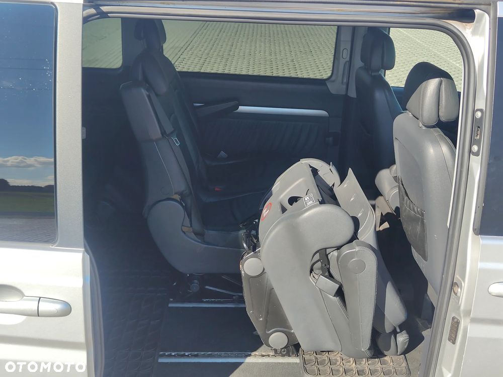 Mercedes-Benz Viano - 12
