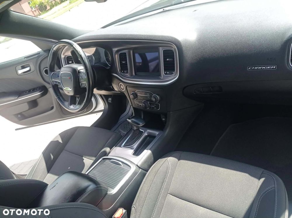 Dodge Charger 3.6 GT - 6