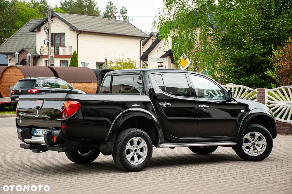 Mitsubishi L200 Pick Up 4x4 Intense Double Cab - 24