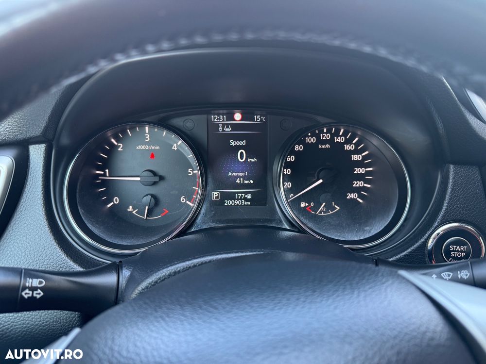 Nissan Qashqai - 8