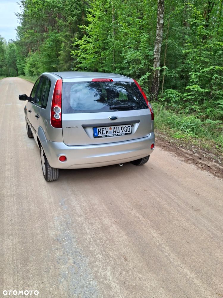 Ford Fiesta - 5
