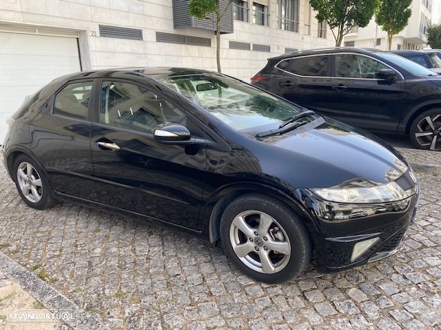 Honda Civic 1.4 i-VTEC Elegance - 3
