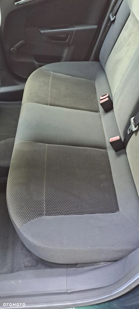 Opel Astra 2.0 Turbo Elegance - 11
