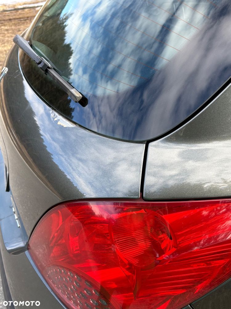 Peugeot 207 1.6 HDi - 4