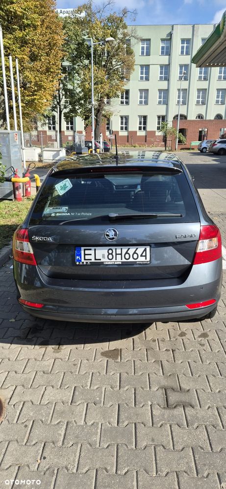 Skoda RAPID 1.4 TSI Ambition DSG - 9