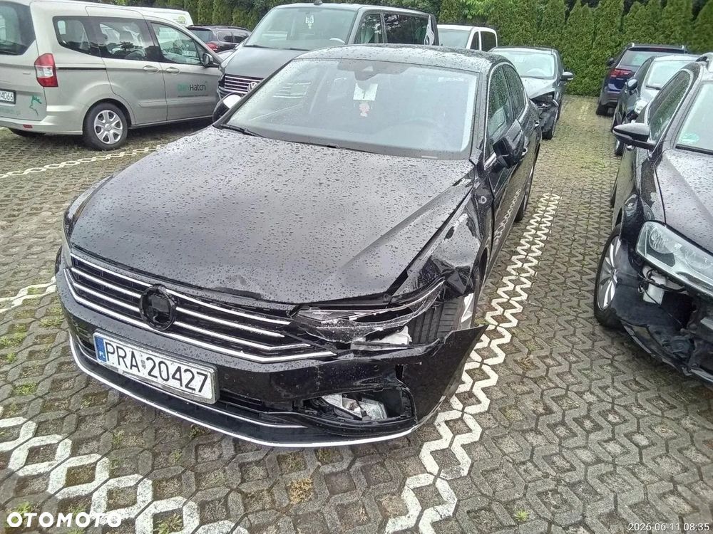 Volkswagen Passat 2.0 TDI Elegance DSG - 2