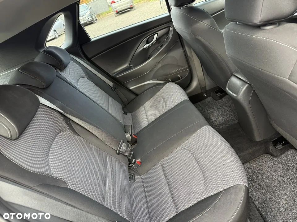 Hyundai i30 1.5 DPI Comfort - 32