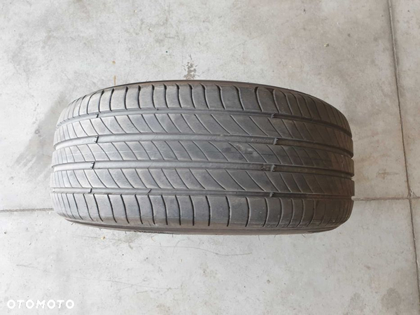 1szt. 225/45/17 94Y Michelin Primacy 4 5mm 2021r [ 9326 ]