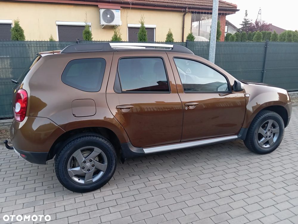 Dacia Duster 1.6 Laureate 4x4 - 23