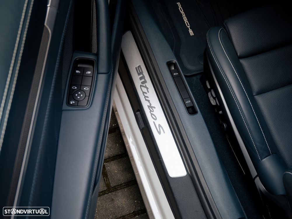 Porsche 911 (992) Turbo S PDK - 43