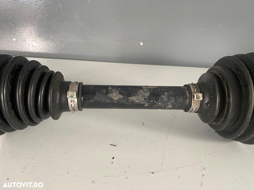 Planetara stanga automata 185CP Volvo XC70 2007 30783093 8252045 - 5