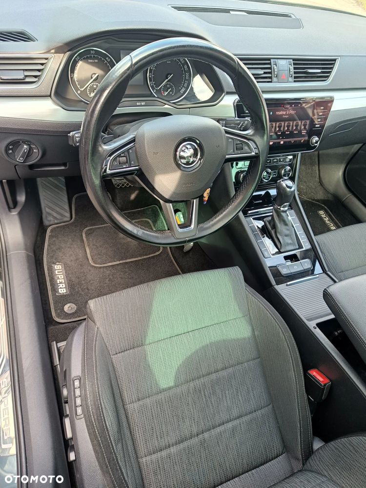 Skoda Superb 1.6 TDI DSG Ambition - 21