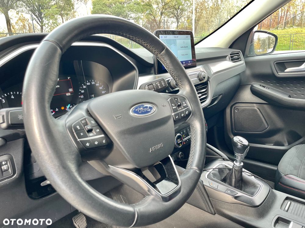 Ford Kuga 1.5 EcoBoost FWD Titanium X - 35