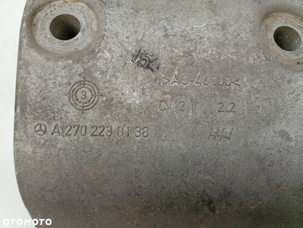 łapa wspornik podpora półosi mercedes W176 W246 A2702230138 - 5